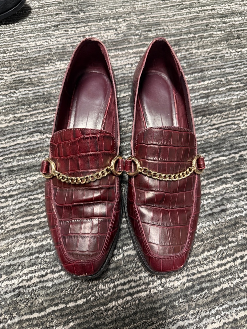 Dolce Vita Burgundy Croc-Embossed Leather Loafers with Gold Chain